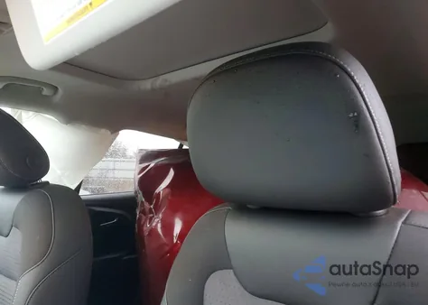 2025 Chevrolet Trax 1Lt z USA, uszkodzony, nr VIN KL77LHEP7SC024370